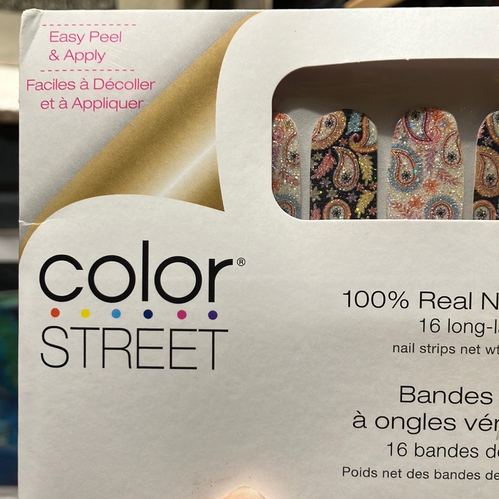COLOR STREET “Oops-a-Paisley” LOT#D01830 UNOPENED Nail Polish Strips